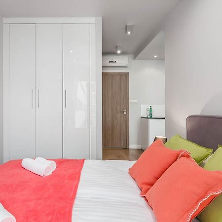 Rent Like Home - Oxygen Wronia 45 II Warsaw Ngoại thất bức ảnh