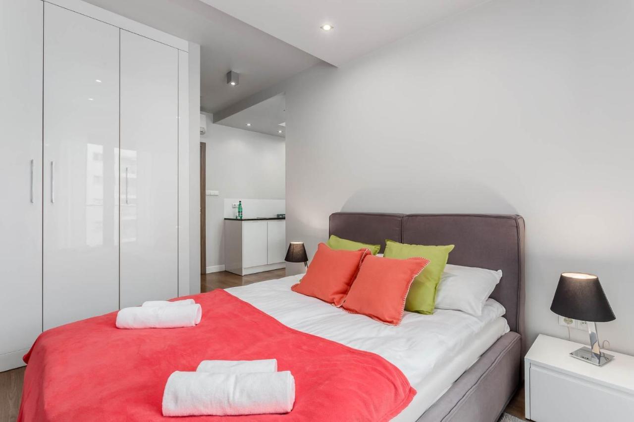 Rent Like Home - Oxygen Wronia 45 II Warsaw Ngoại thất bức ảnh