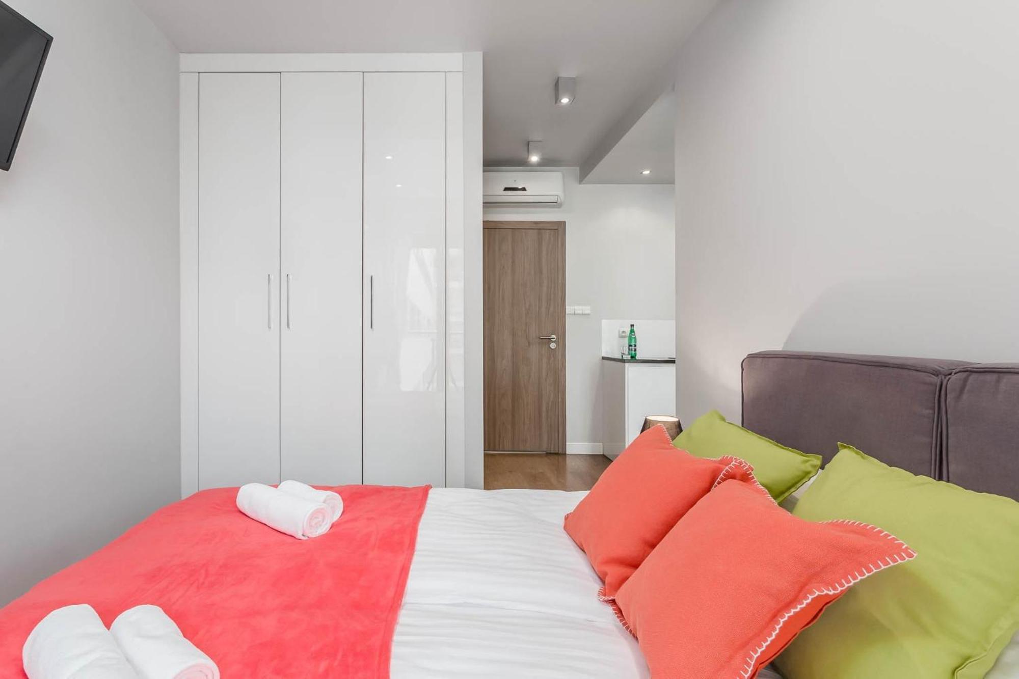 Rent Like Home - Oxygen Wronia 45 II Warsaw Ngoại thất bức ảnh