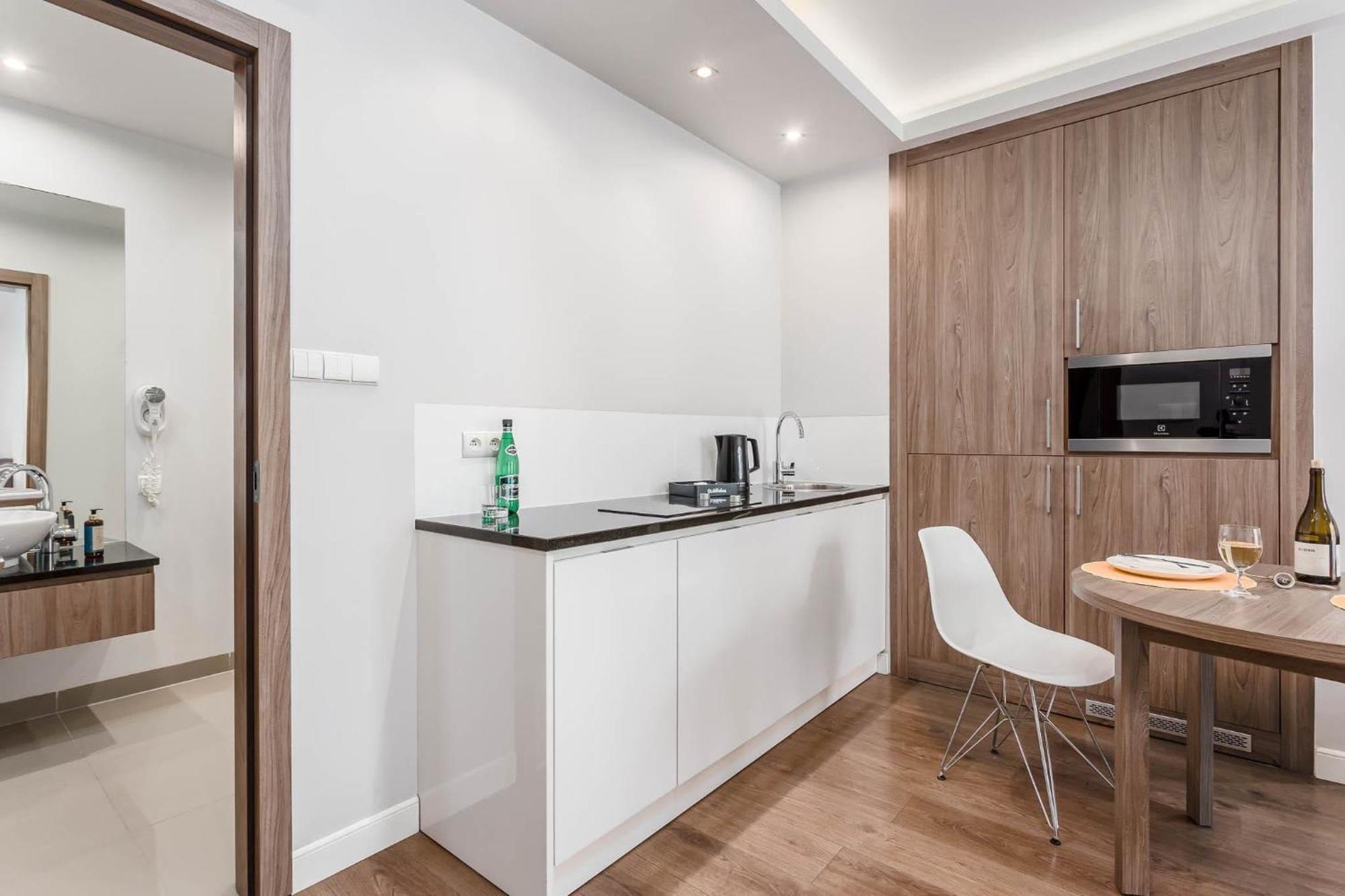 Rent Like Home - Oxygen Wronia 45 II Warsaw Ngoại thất bức ảnh